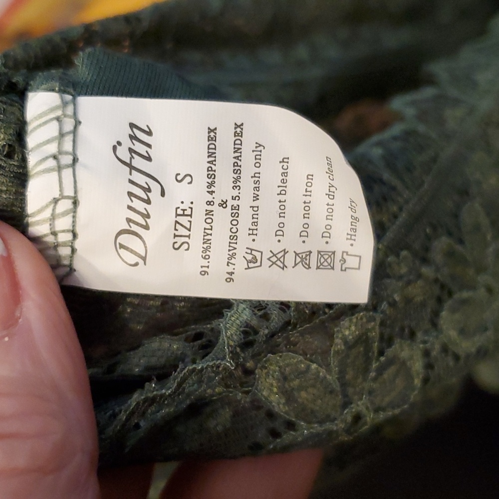 ๐ 5/$30 Lace Camisole Bralette - Picture 5 of 5